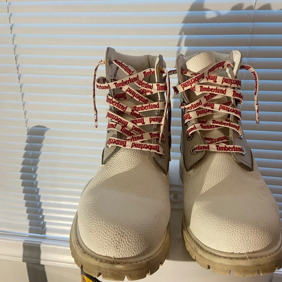 Women's Timberland Boots Size 9.5 - Picture 5 of 16
